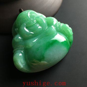 戴翡翠玉佛有什么寓意?佩戴翡翠玉佛的好处